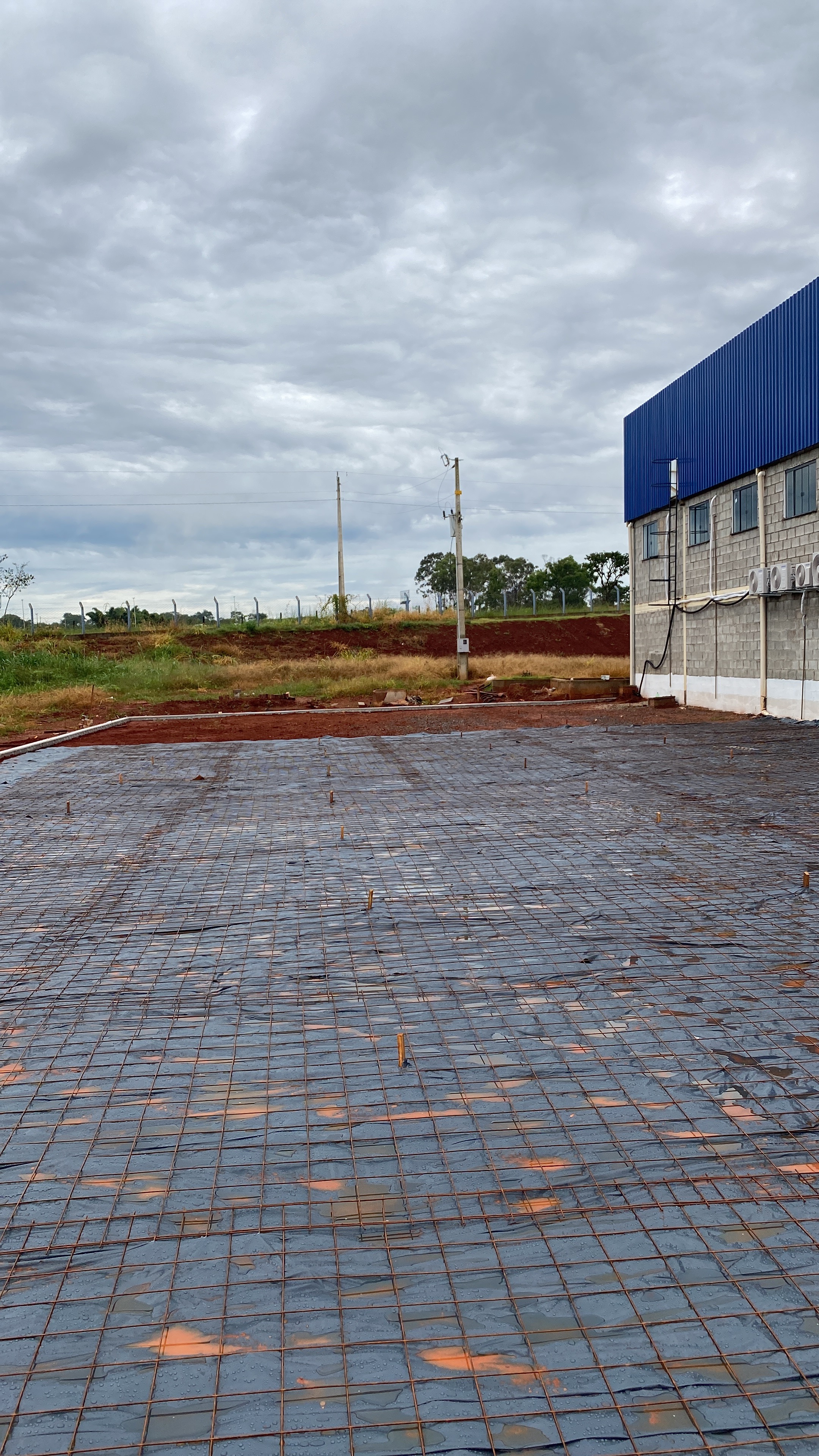 Construção piso de concreto industrial Goiânia - foto 10